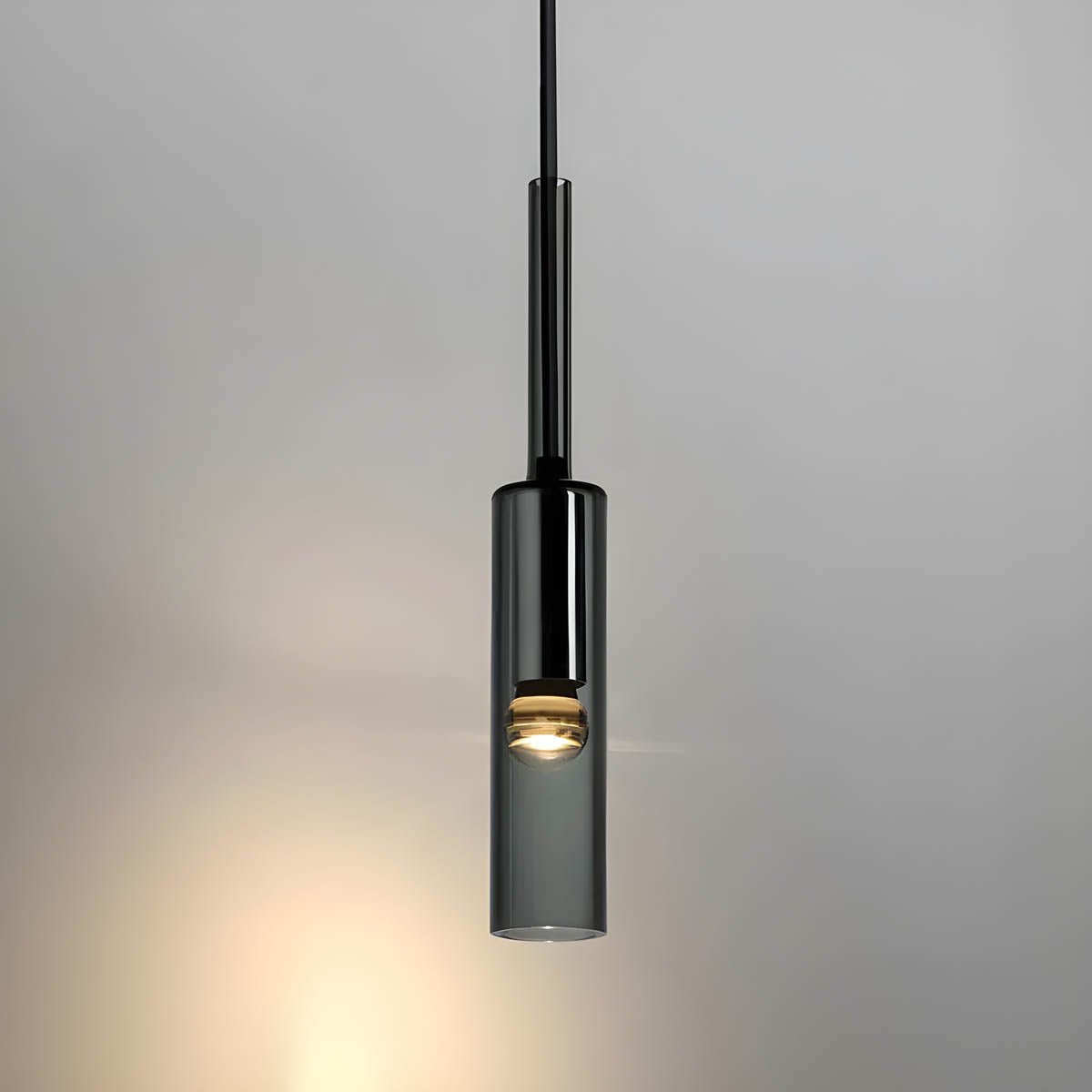 Hanglamp Minimalistisch Scandi met Rookglazen Cilinderkap