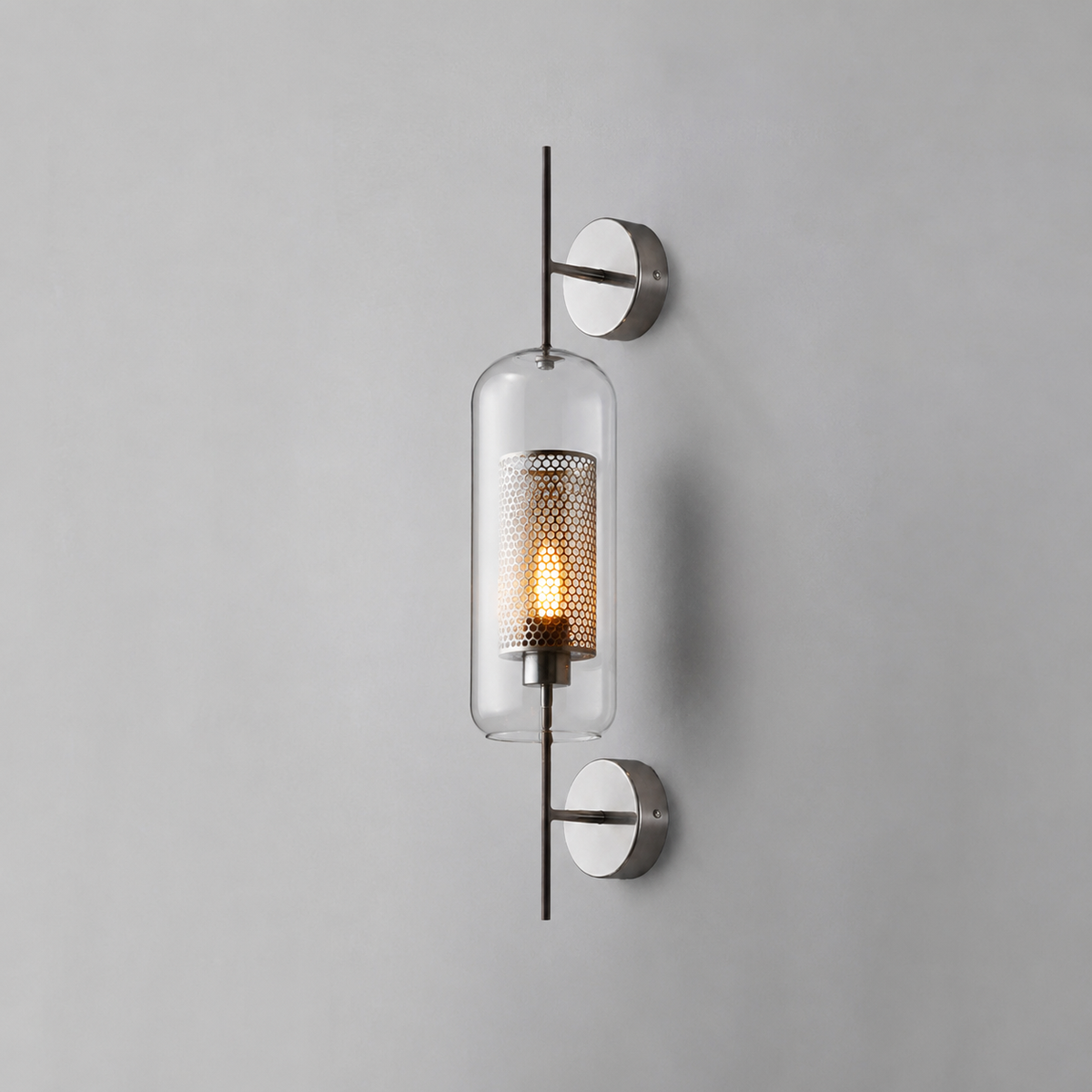 Wandlamp Industrieel met Glazen Kap en Metalen Mesh Binnenkap