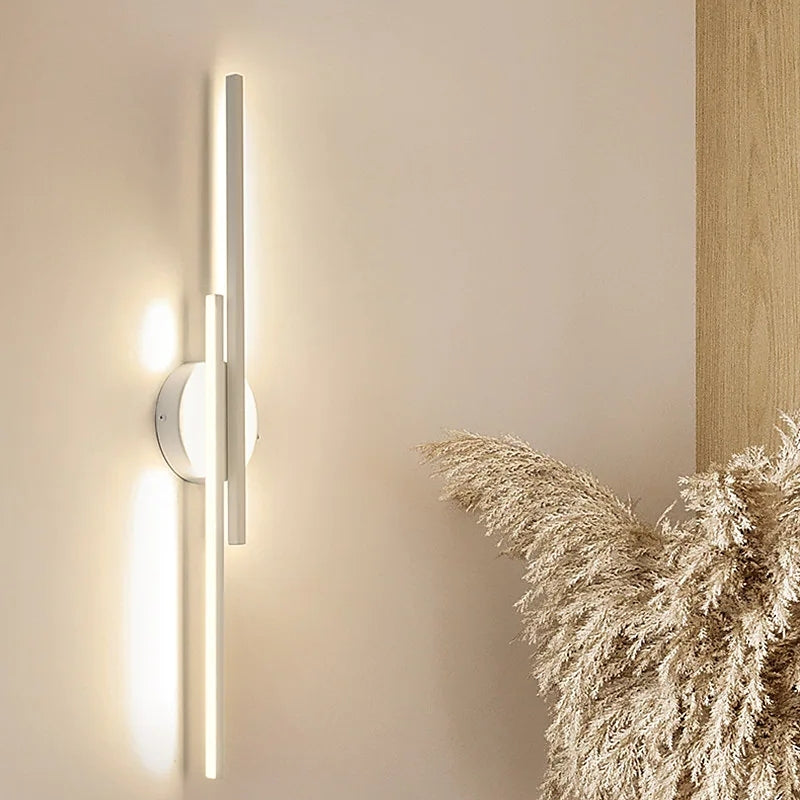 Wandlamp Minimalistisch LED met Dubbele Lineaire Staven en Ronde Basis