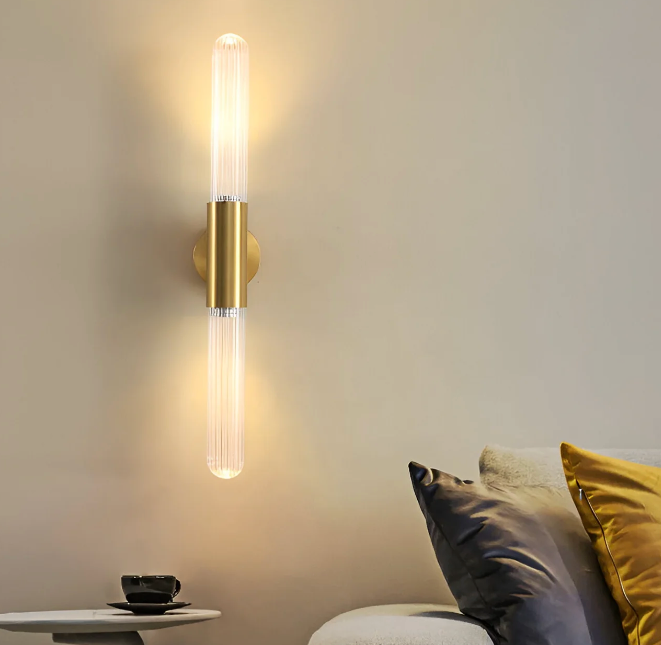 Wandlamp Modern met Geribbeld Glas en Dubbele Cilinder