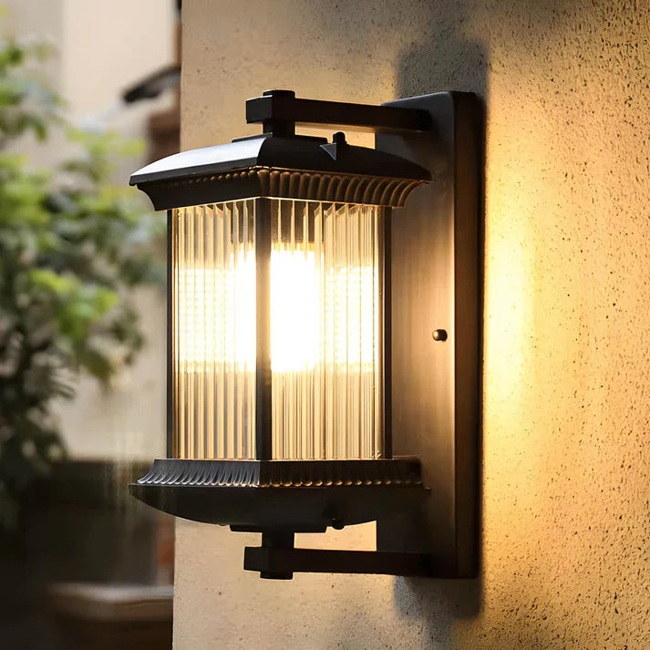 Buitenwandlamp Klassiek Lantaarn Design met Geribbeld Glas voor Tuin en Terras
