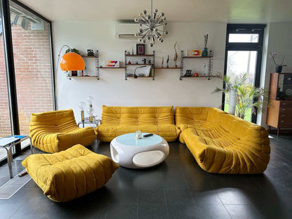 Driezits Lounge Bank Retro met Golvend Gestikt Design