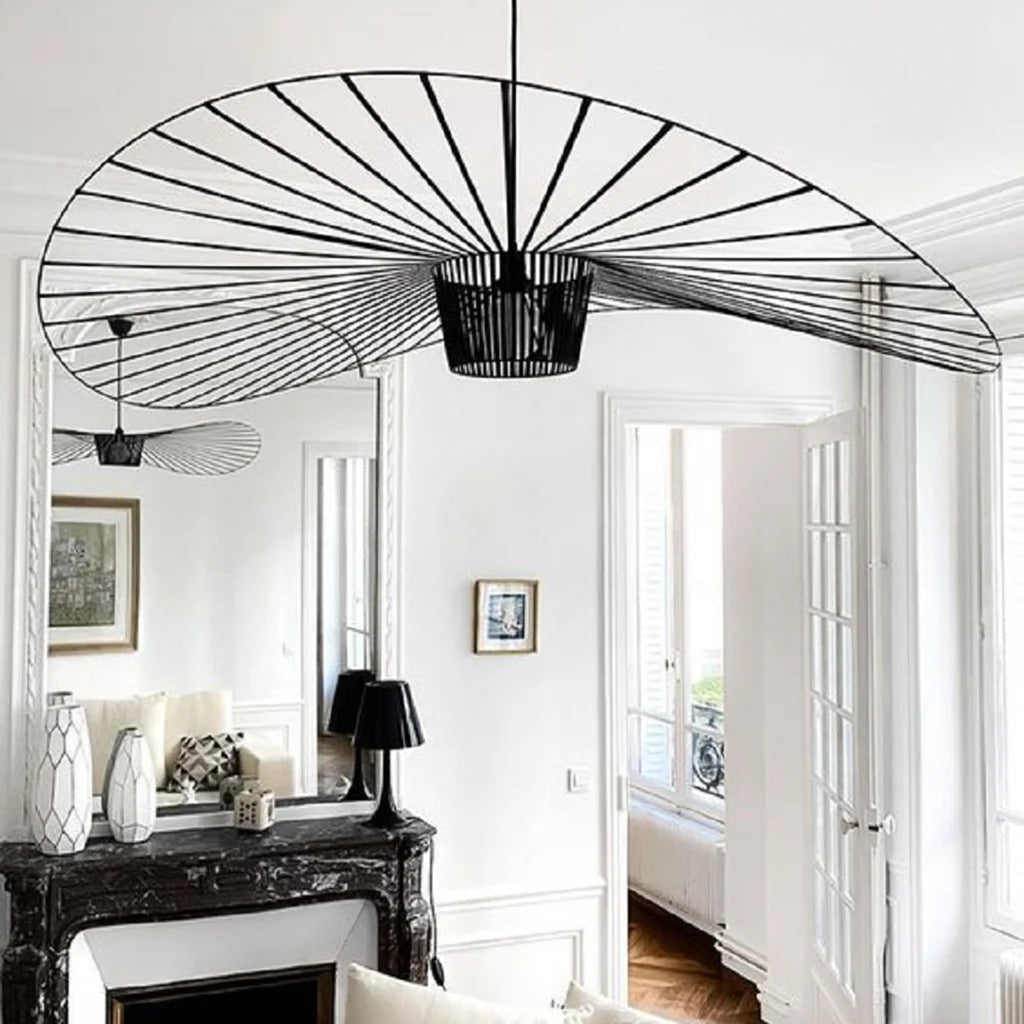 Hanglamp Minimalistisch met Strooien Hoed Design en Draadframe