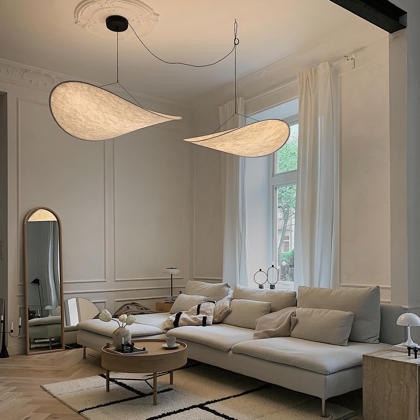 Hanglamp Minimalistisch met Wolkvormige Kap en Geïntegreerde LED