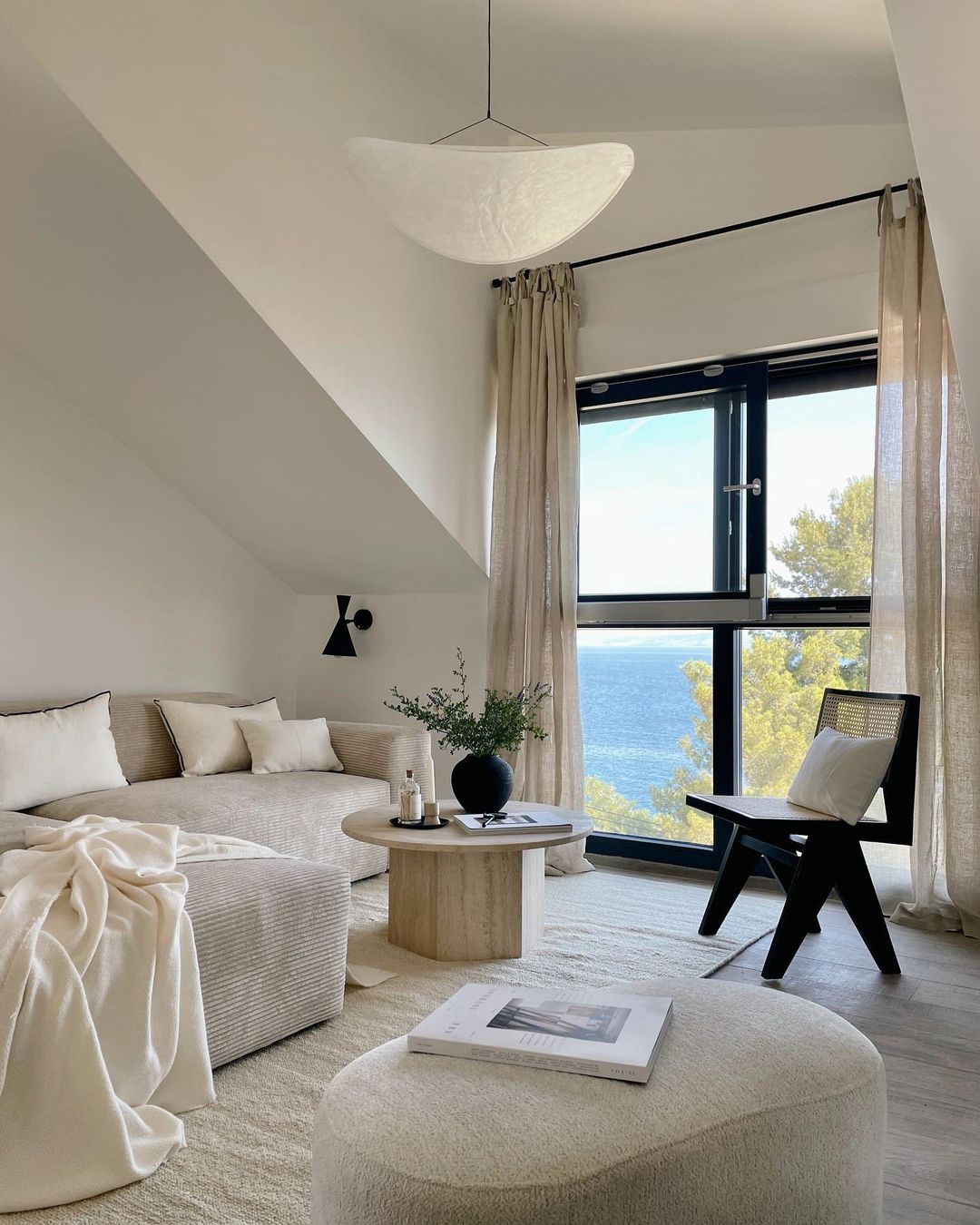 Hanglamp Minimalistisch met Wolkvormige Kap en Geïntegreerde LED
