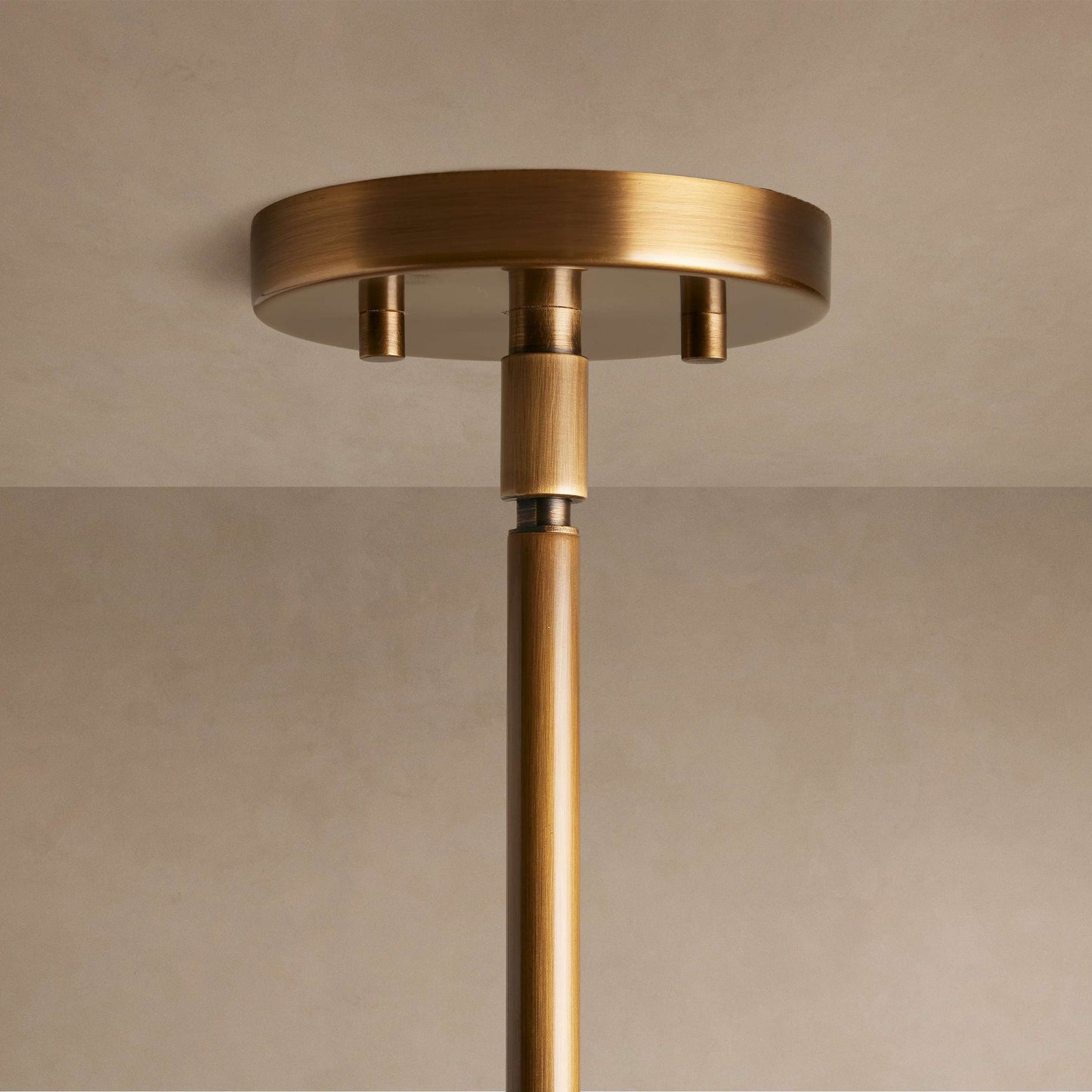 Hanglamp Modern met Dubbele Glazen Bol en Messing Ophanging