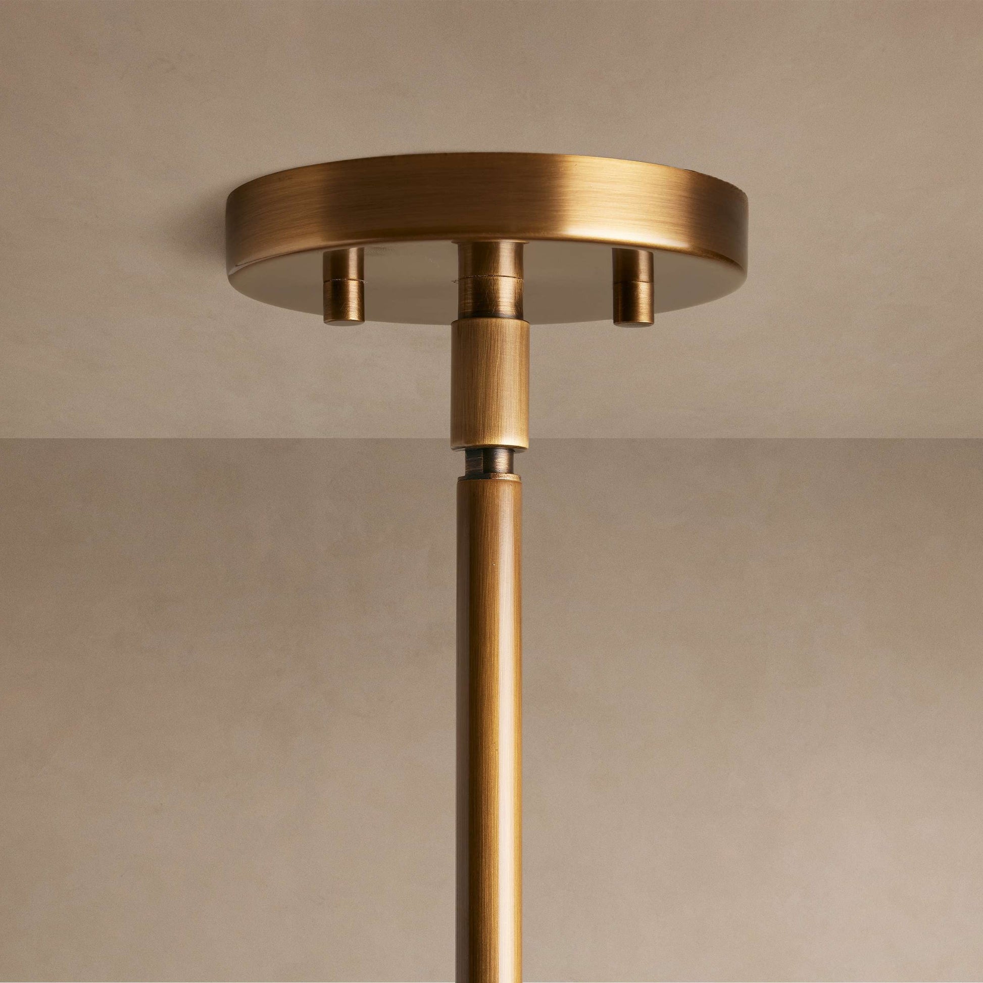 Hanglamp Modern met Dubbele Glazen Bol en Messing Ophanging