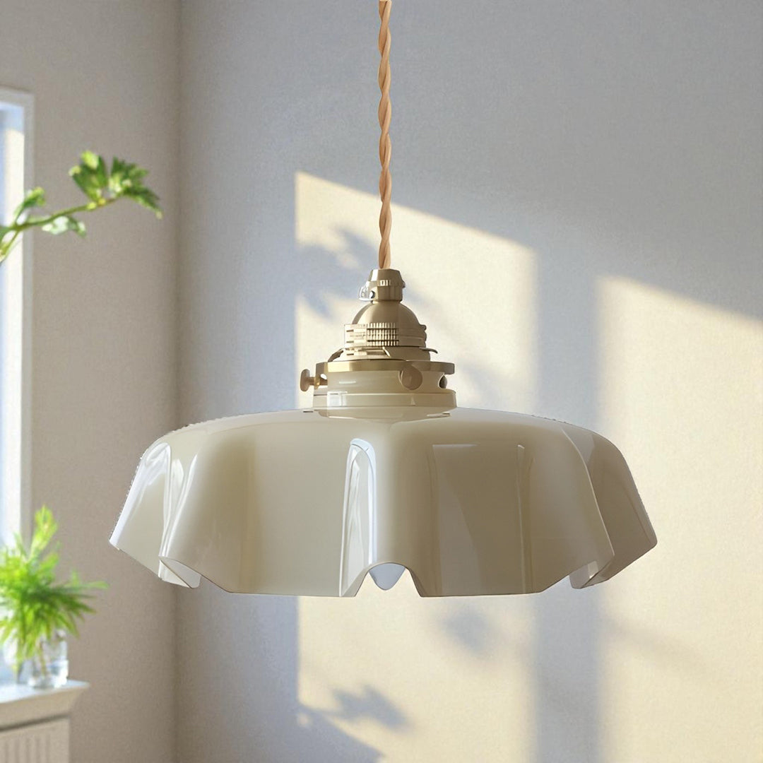 Hanglamp Retro met Bloemenrand en Messing Fitting