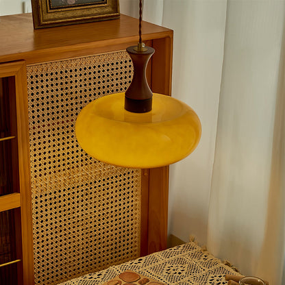 Hanglamp Retro met Glazen Kap en Houten Fitting