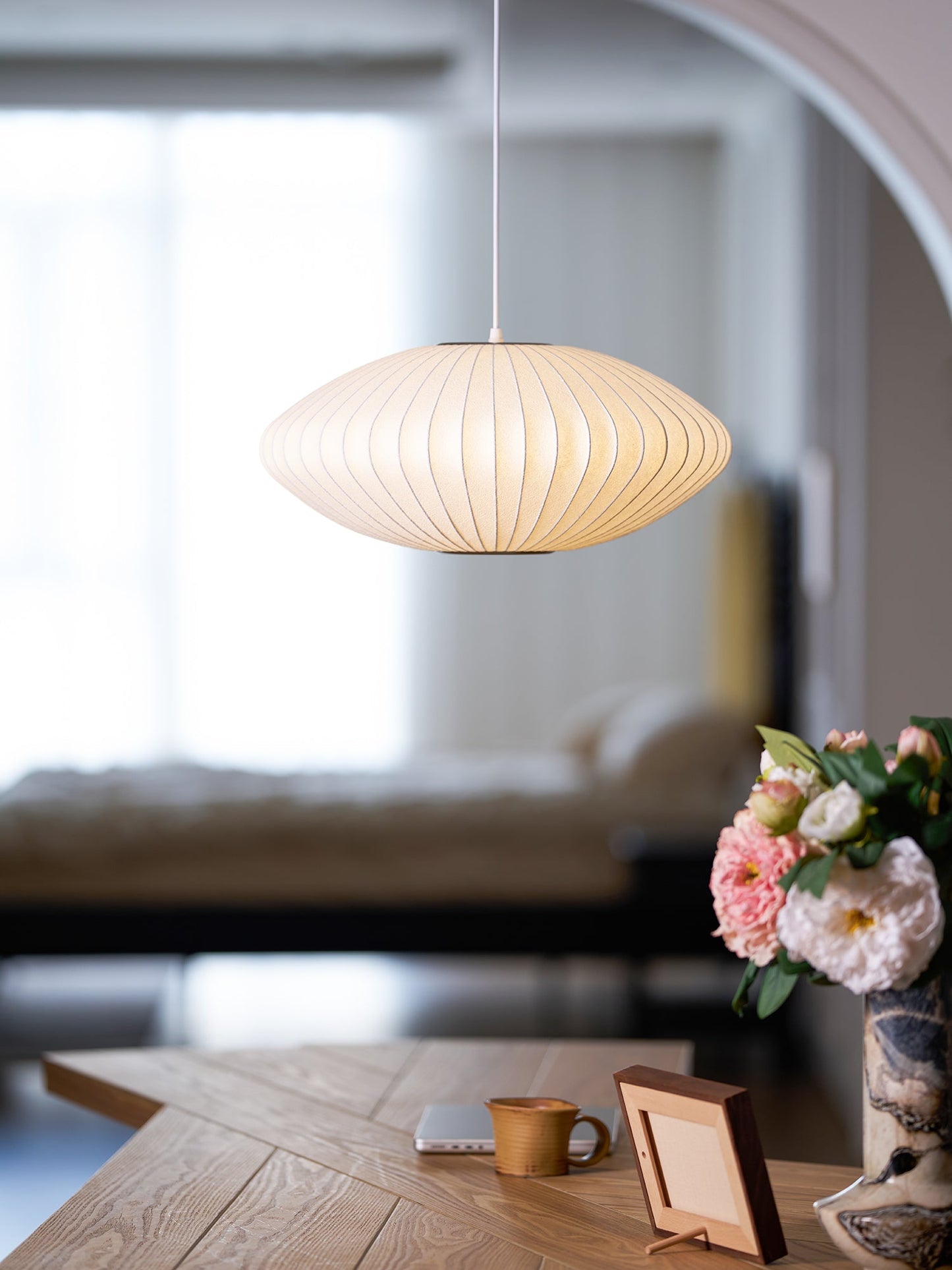 Hanglamp Scandinavisch met Geometrisch Draadframe en Zijden Kap