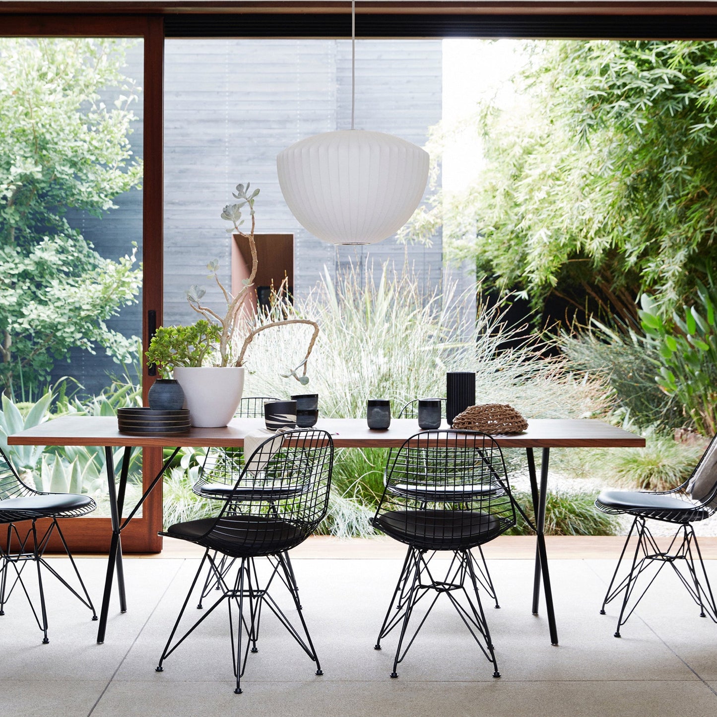 Hanglamp Scandinavisch met Geometrisch Draadframe en Zijden Kap