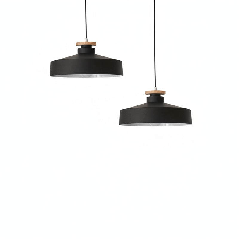 Hanglamp Scandinavisch met Houten Detail en Metalen Kap