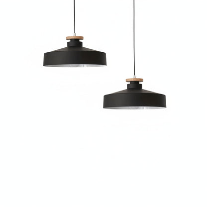 Hanglamp Scandinavisch met Houten Detail en Metalen Kap