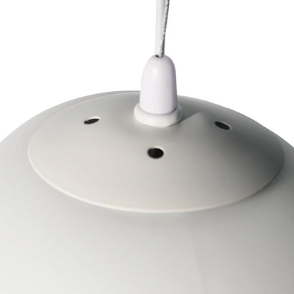 Hanglamp Scandinavisch met Organische Kiezelsteenvorm en Melkglas Kap