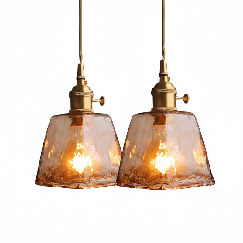 Hanglamp Vintage met Amberkleurig Waterglas Kap en Messing Fitting