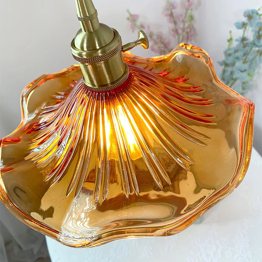 Hanglamp Vintage met Golvende Glazen Kap en Messing Fitting