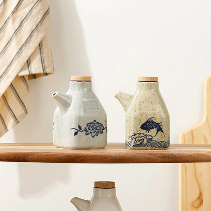 Keramische Olie- en Sausfles met Houten Dop en Aziatisch Motief