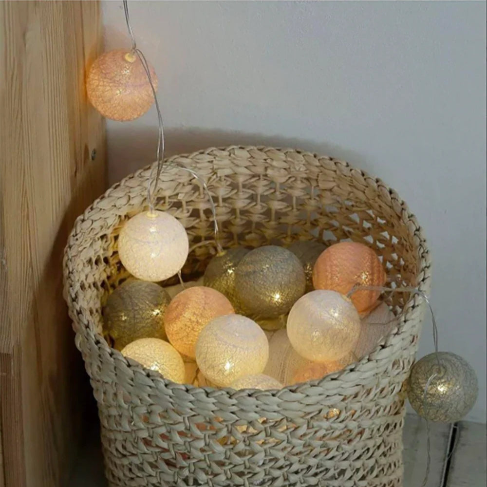 LED Lichtslinger met Ballen Decoratieve Sfeerverlichting