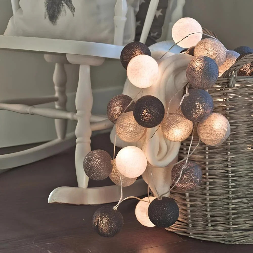 LED Lichtslinger met Ballen Decoratieve Sfeerverlichting