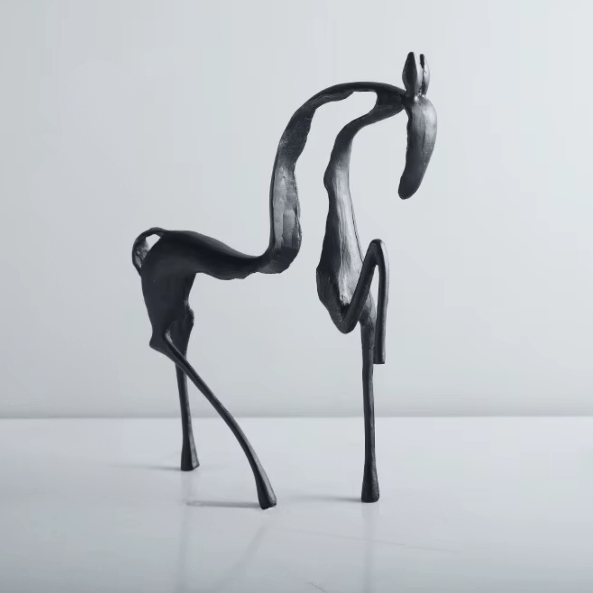Paardenbeeldje Abstract Modern Sculptuur met Open Design