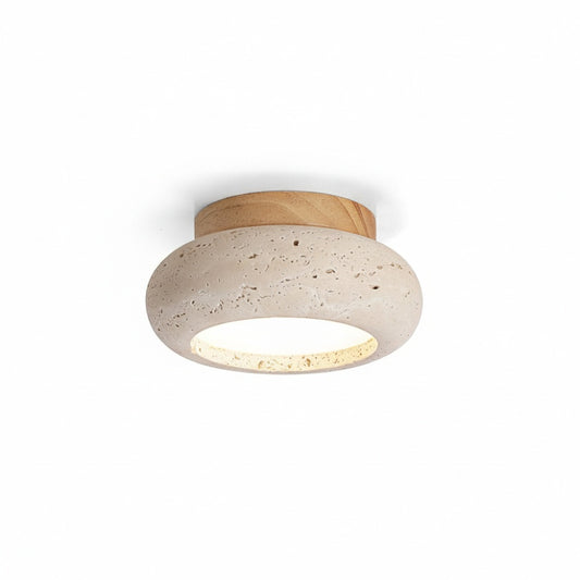 Plafondlamp Bohemian met Ronde Travertijn Kap en Houten Basis