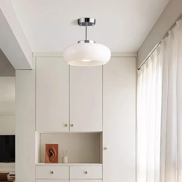 Plafondlamp Retro met Ronde Glazen Kap in Semi-Inbouw Stijl