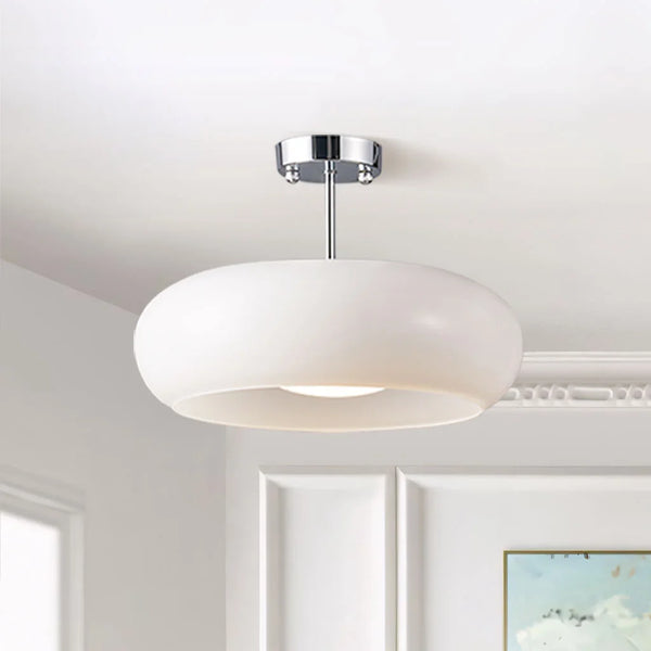 Plafondlamp Retro met Ronde Glazen Kap in Semi-Inbouw Stijl