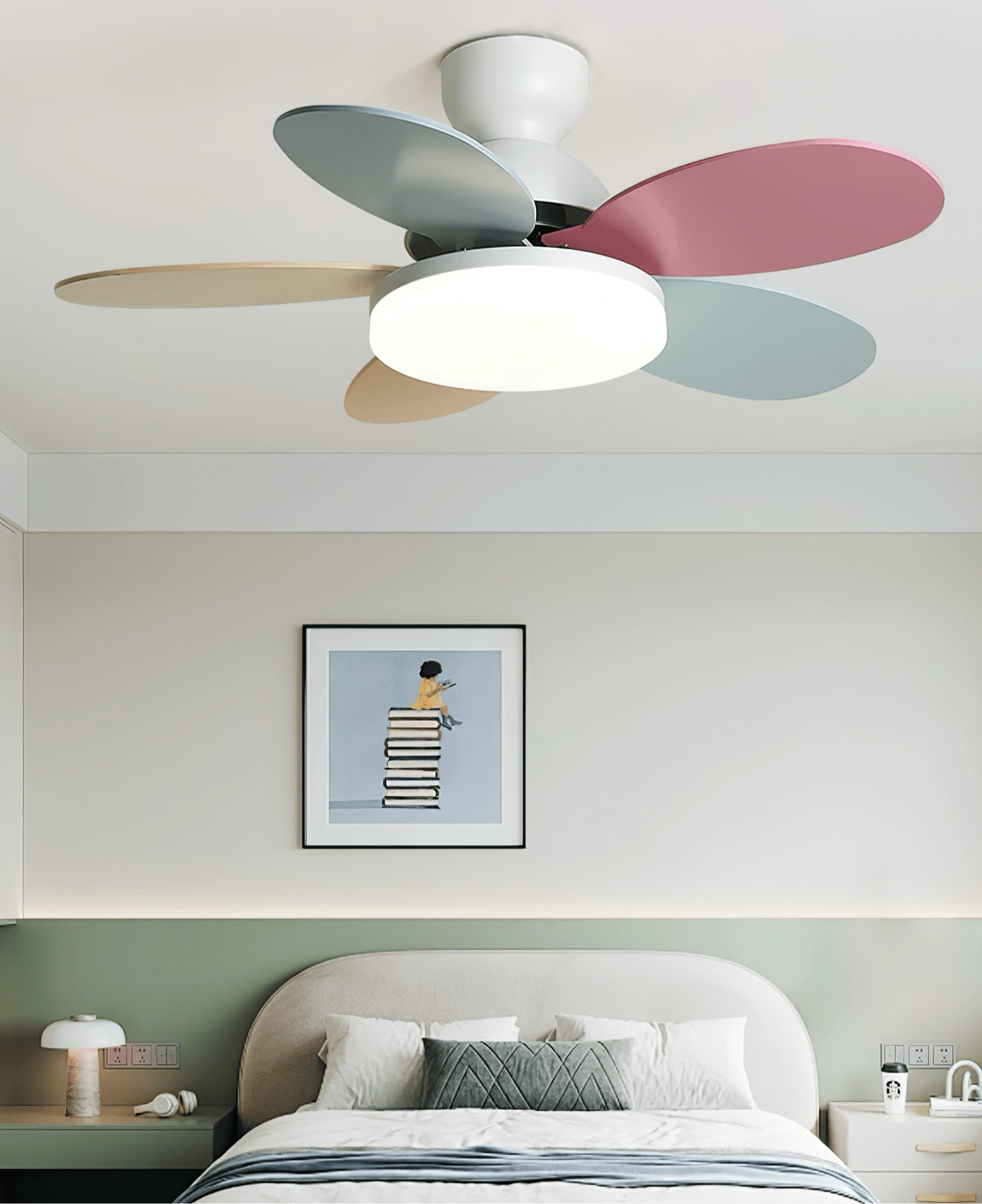 Plafondventilator met Lamp Bloembladdesign DC Motor 6 Snelheden