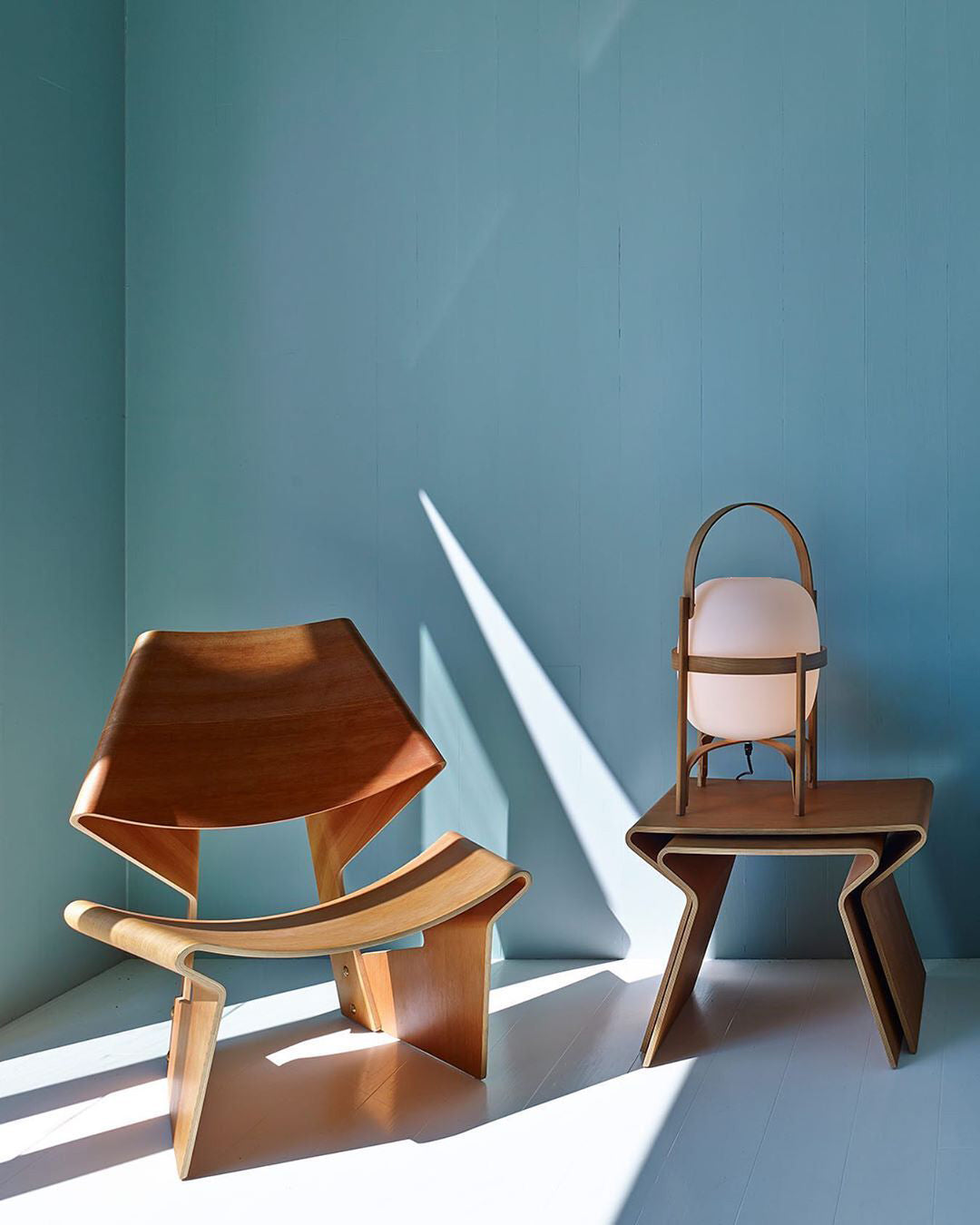 Tafellamp Lantaarn Scandinavisch met Glazen Bol en Houten Frame