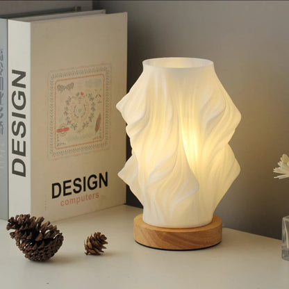 Tafellamp Scandinavisch met Golvende Kap en Dimbare LED Verlichting