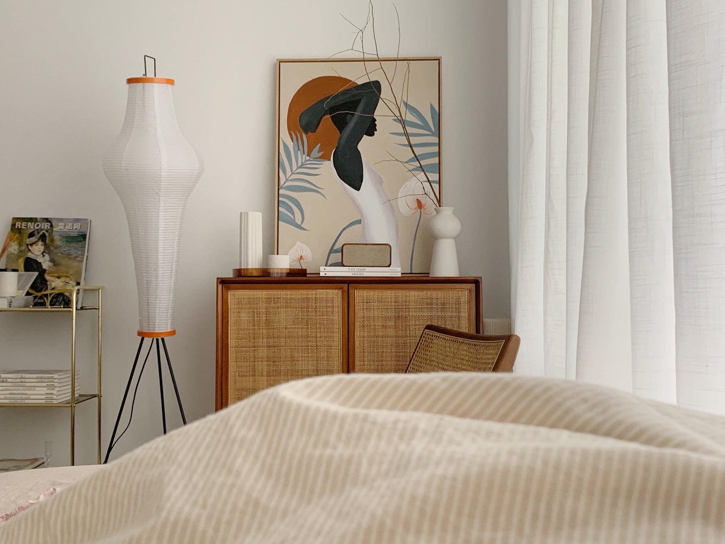 Vloerlamp Japandi Stijl met Rijstpapieren Kap en Driepoot Statief