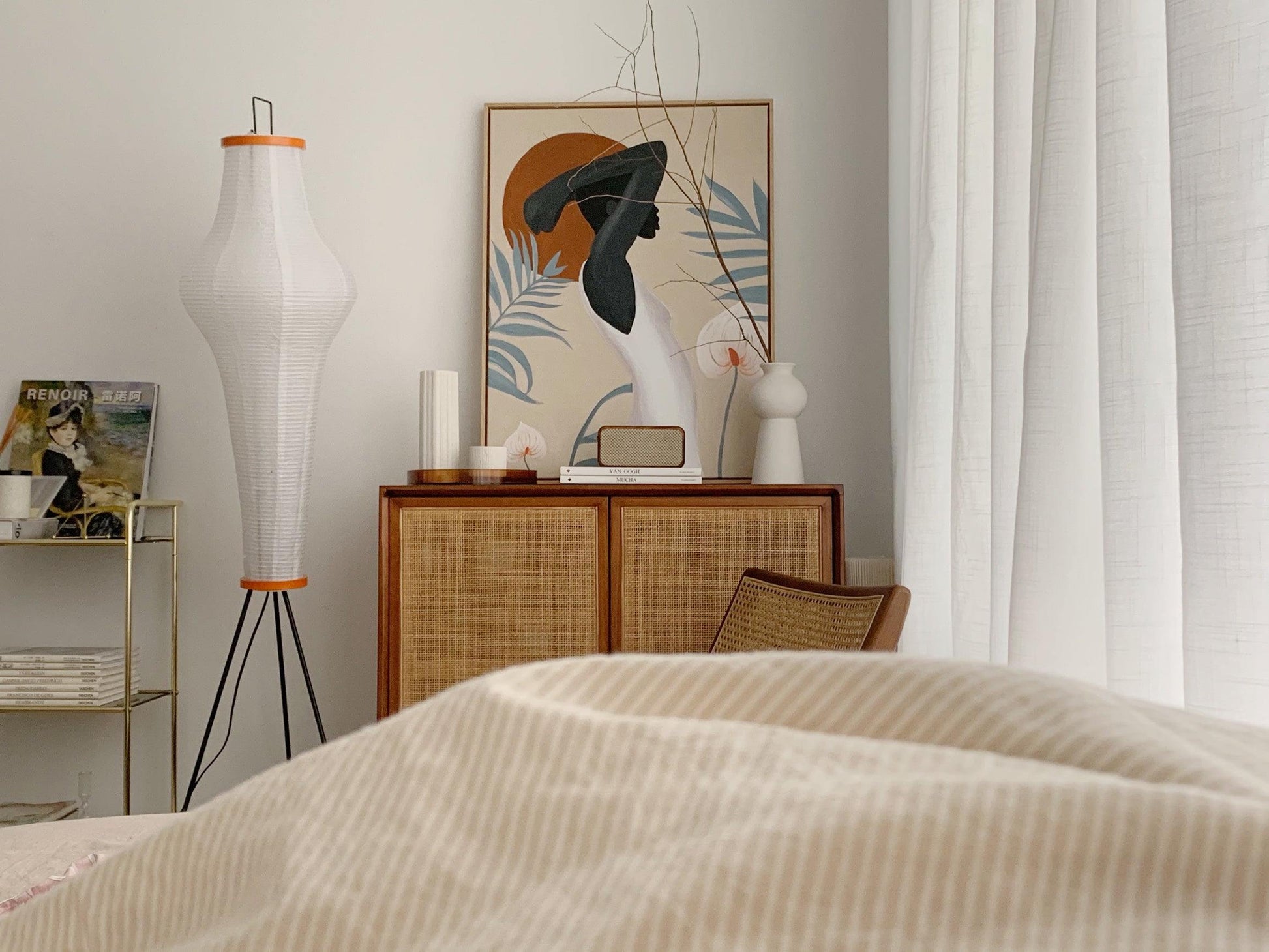 Vloerlamp Japandi Stijl met Rijstpapieren Kap en Driepoot Statief