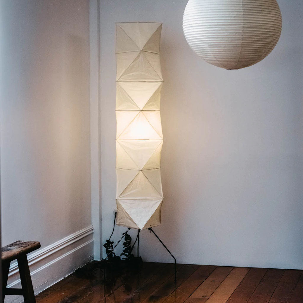 Vloerlamp Japandi Stijl met Rijstpapieren Kap en Driepoot Statief