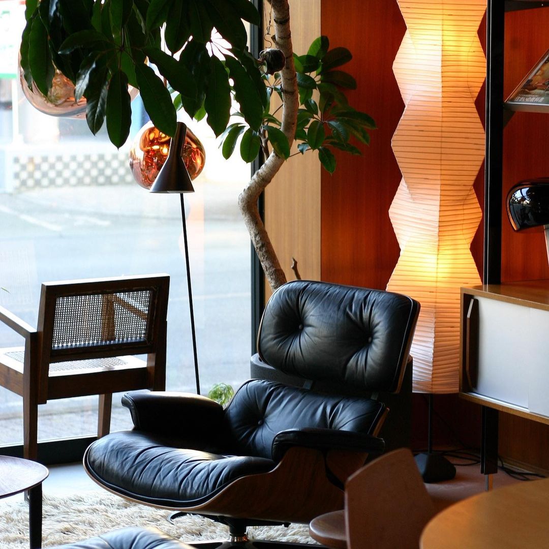 Vloerlamp Japandi Stijl met Rijstpapieren Kap en Driepoot Statief