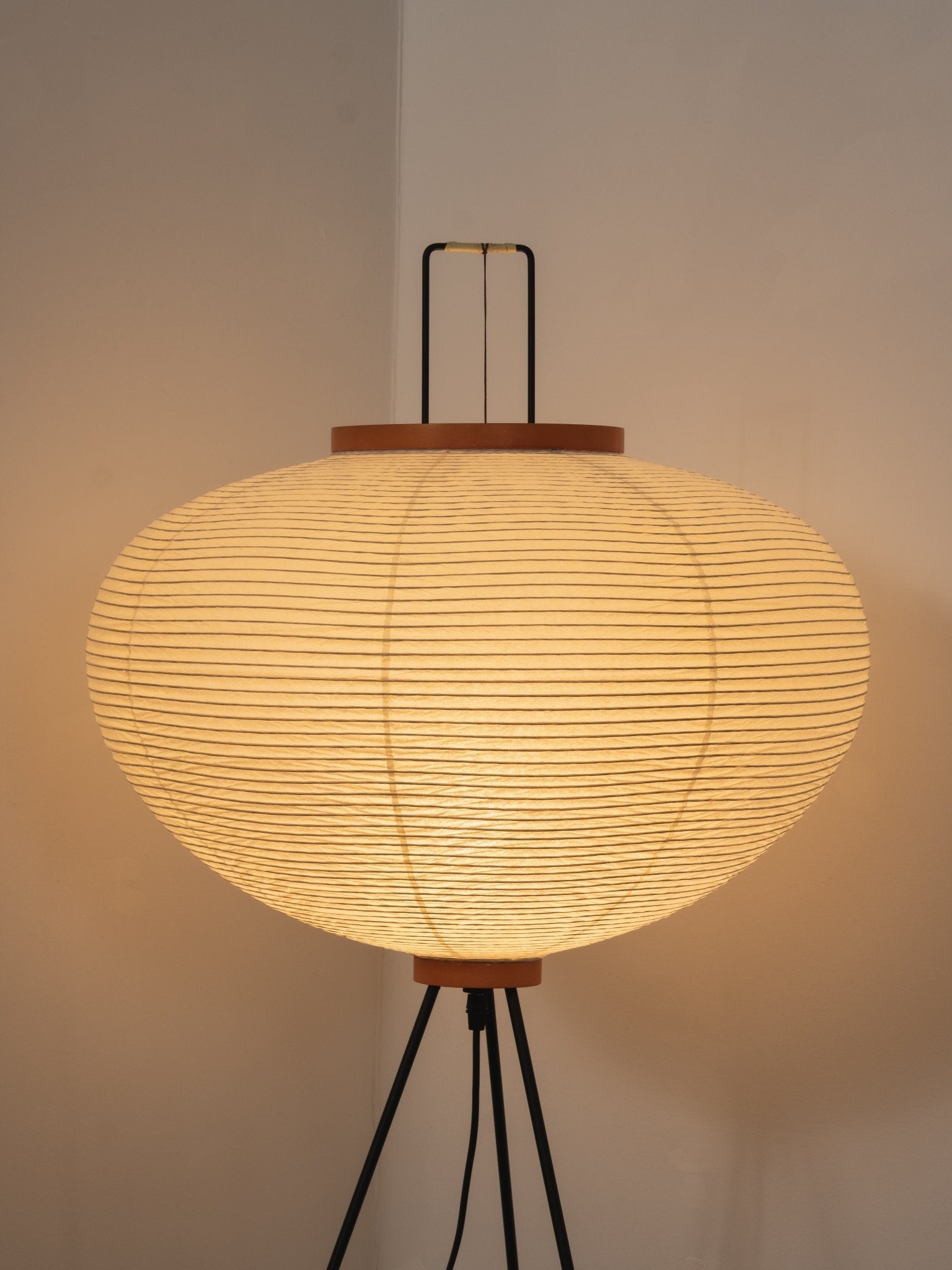 Vloerlamp Japandi Stijl met Rijstpapieren Kap en Driepoot Statief
