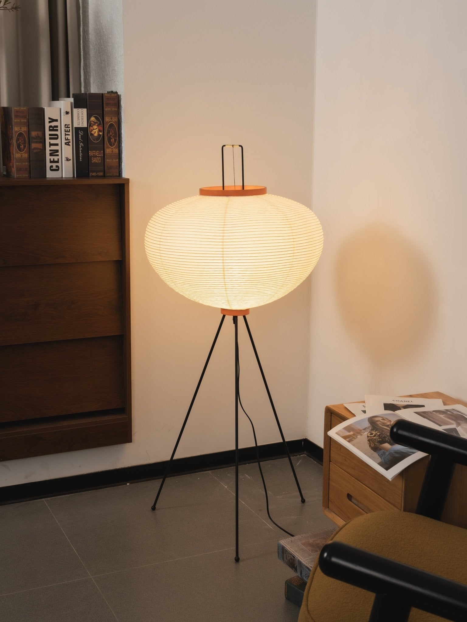 Vloerlamp Japandi Stijl met Rijstpapieren Kap en Driepoot Statief