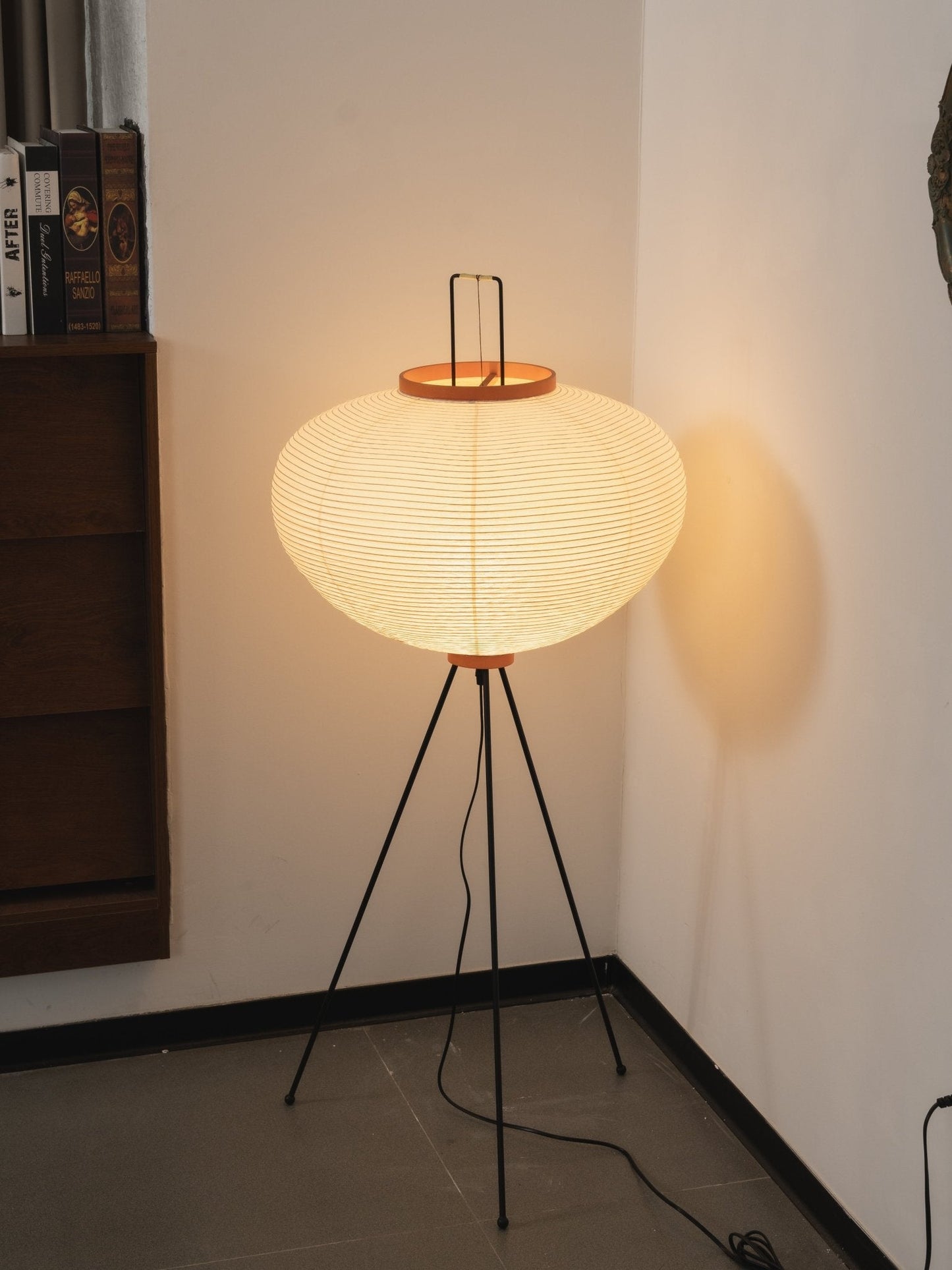 Vloerlamp Japandi Stijl met Rijstpapieren Kap en Driepoot Statief