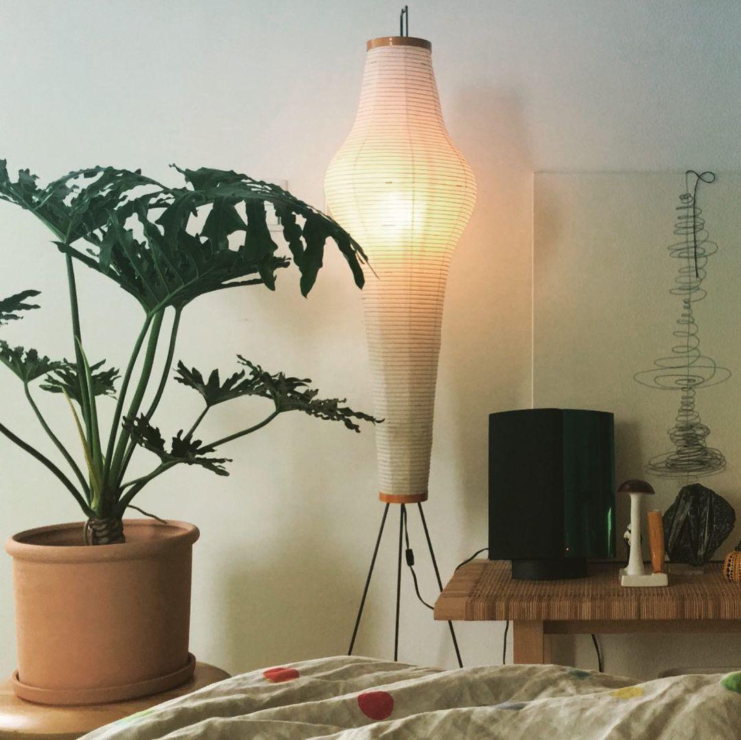 Vloerlamp Japandi Stijl met Rijstpapieren Kap en Driepoot Statief