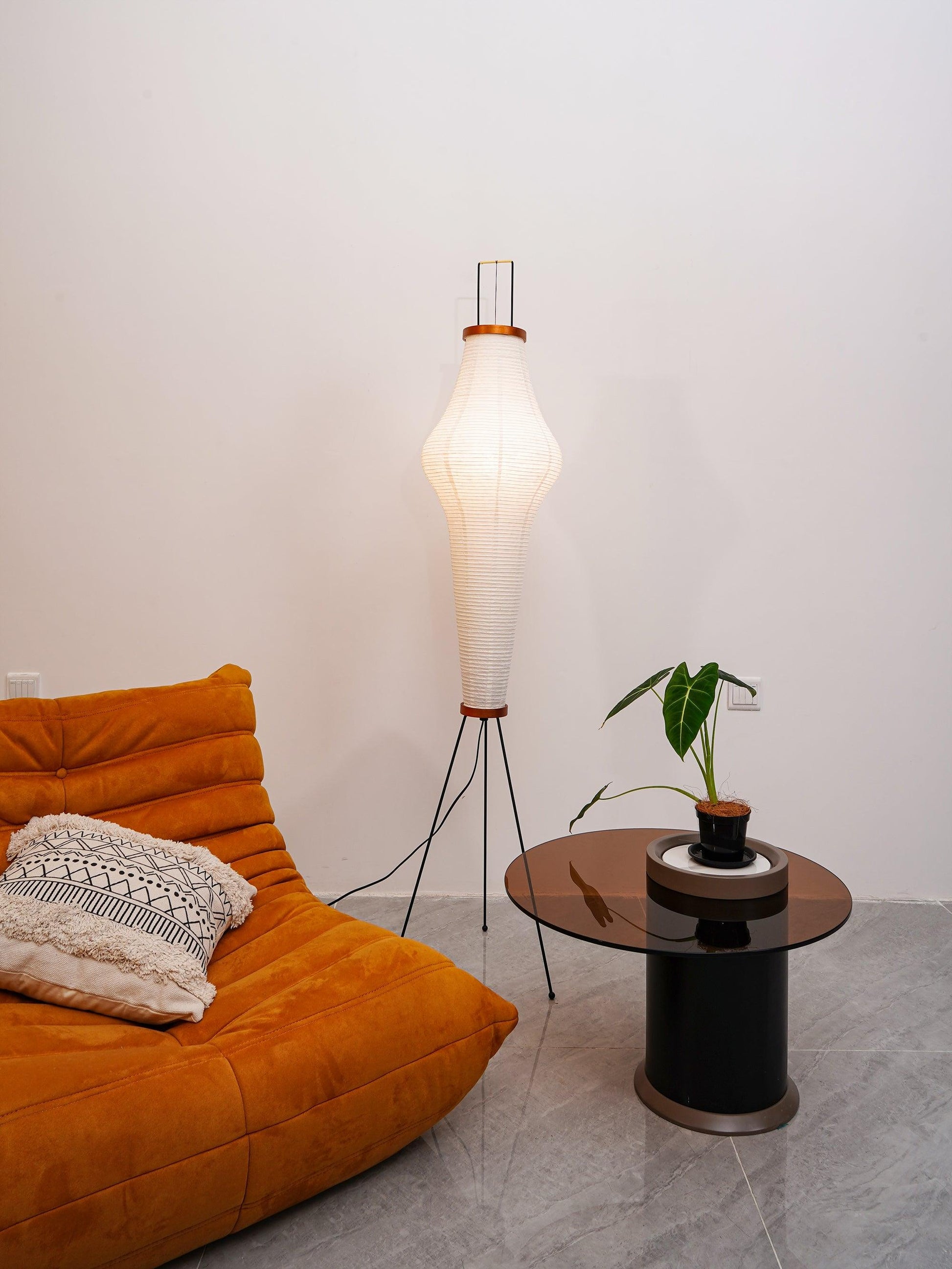 Vloerlamp Japandi Stijl met Rijstpapieren Kap en Driepoot Statief