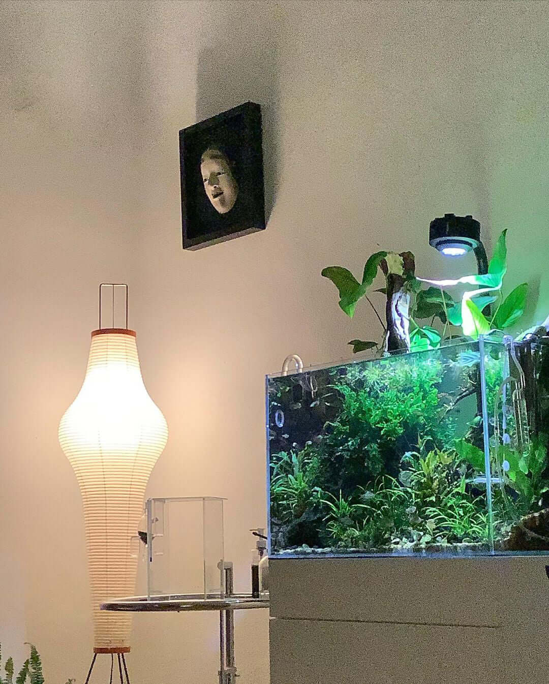 Vloerlamp Japandi Stijl met Rijstpapieren Kap en Driepoot Statief
