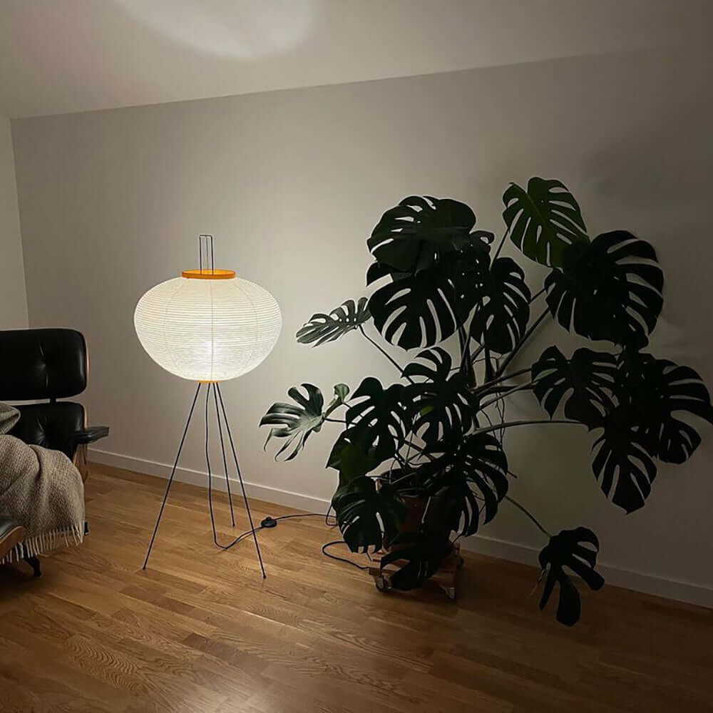 Vloerlamp Japandi Stijl met Rijstpapieren Kap en Driepoot Statief