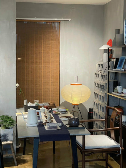 Vloerlamp Japandi Stijl met Rijstpapieren Kap en Driepoot Statief