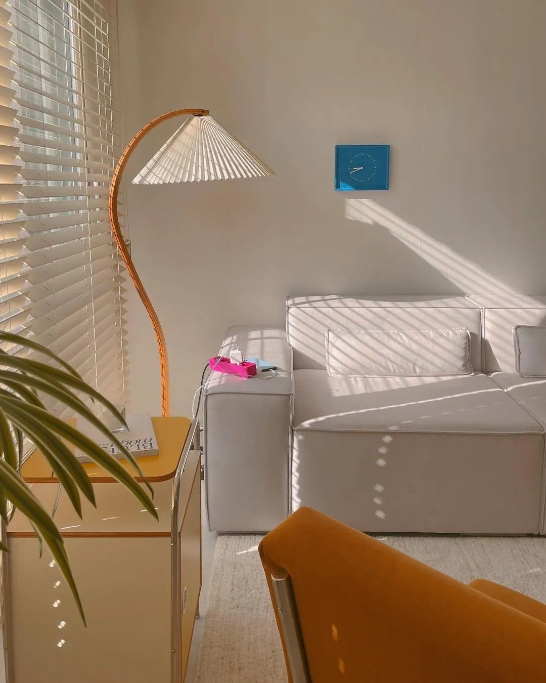 Vloerlamp Scandinavisch met Geplisseerde Kap en Boogvorm
