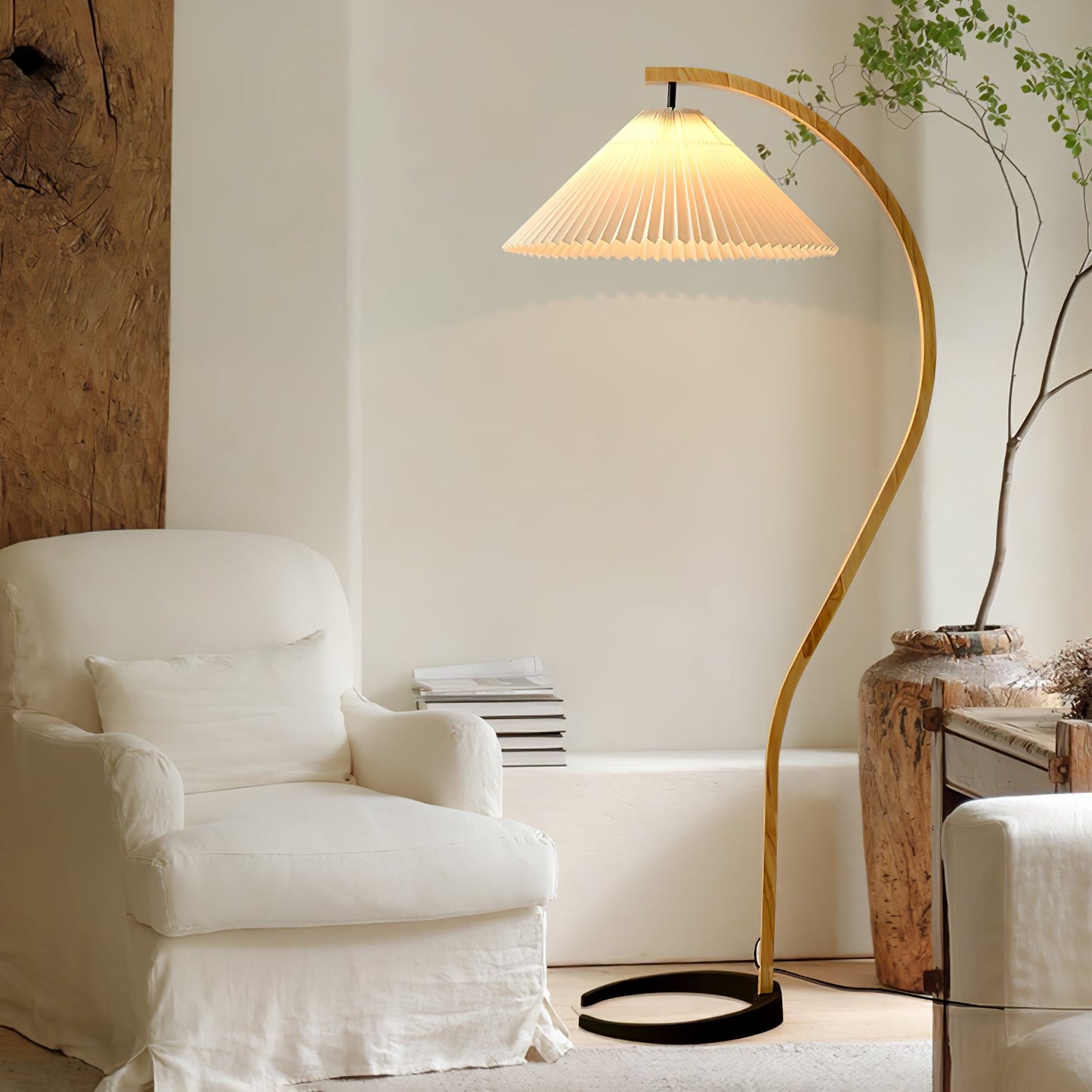 Vloerlamp Scandinavisch met Geplisseerde Kap en Boogvorm