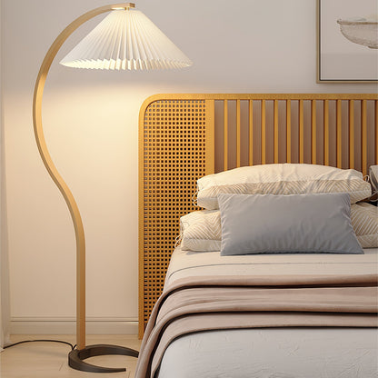 Vloerlamp Scandinavisch met Geplisseerde Kap en Boogvorm