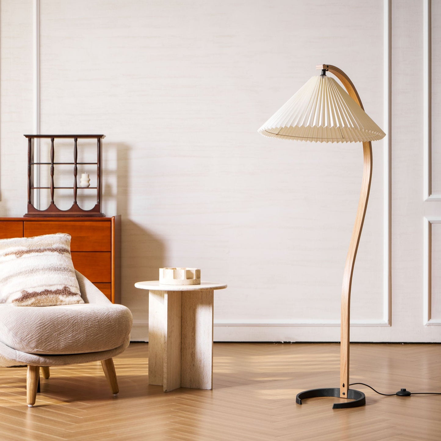 Vloerlamp Scandinavisch met Geplisseerde Kap en Boogvorm