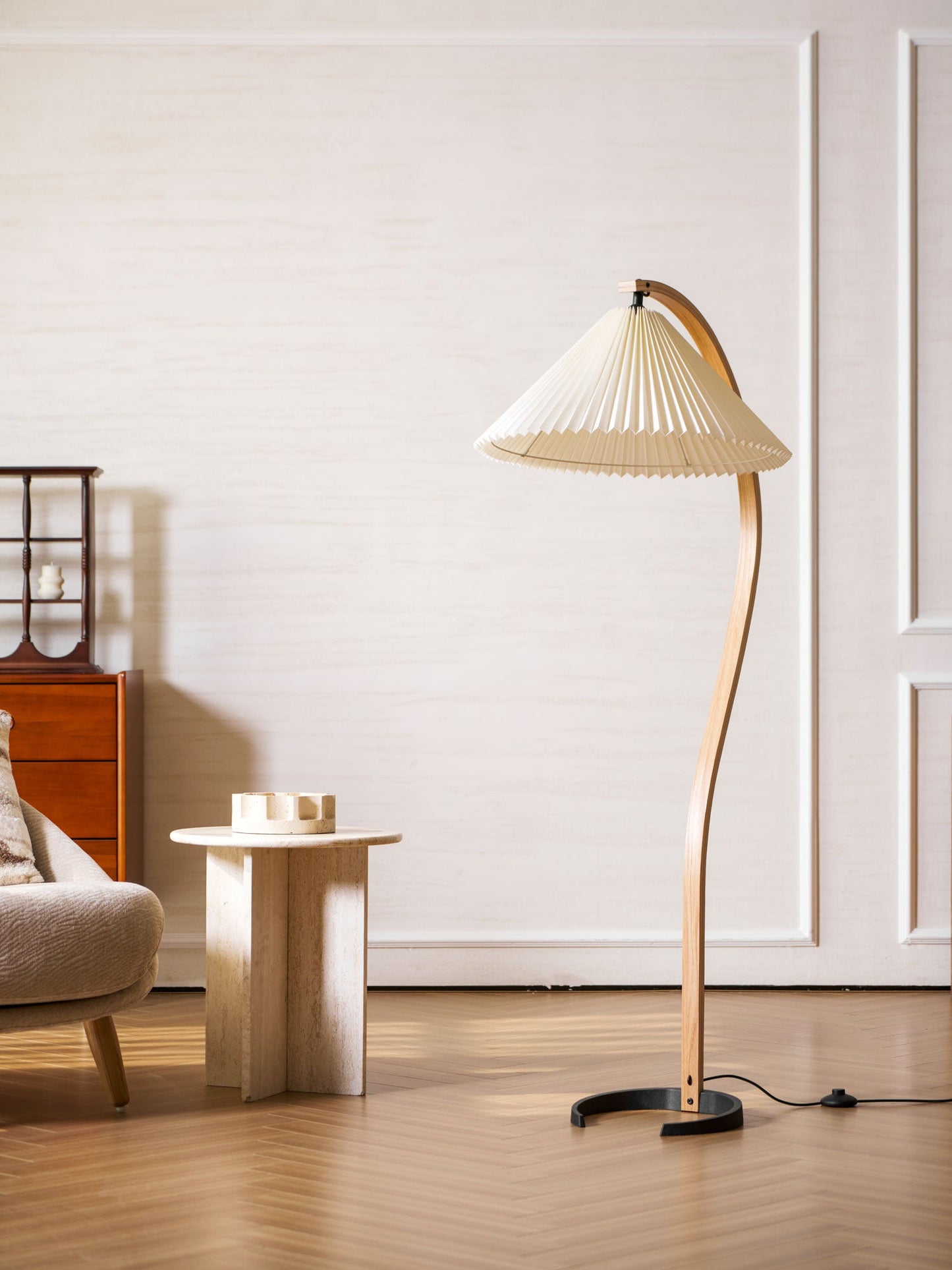 Vloerlamp Scandinavisch met Geplisseerde Kap en Boogvorm