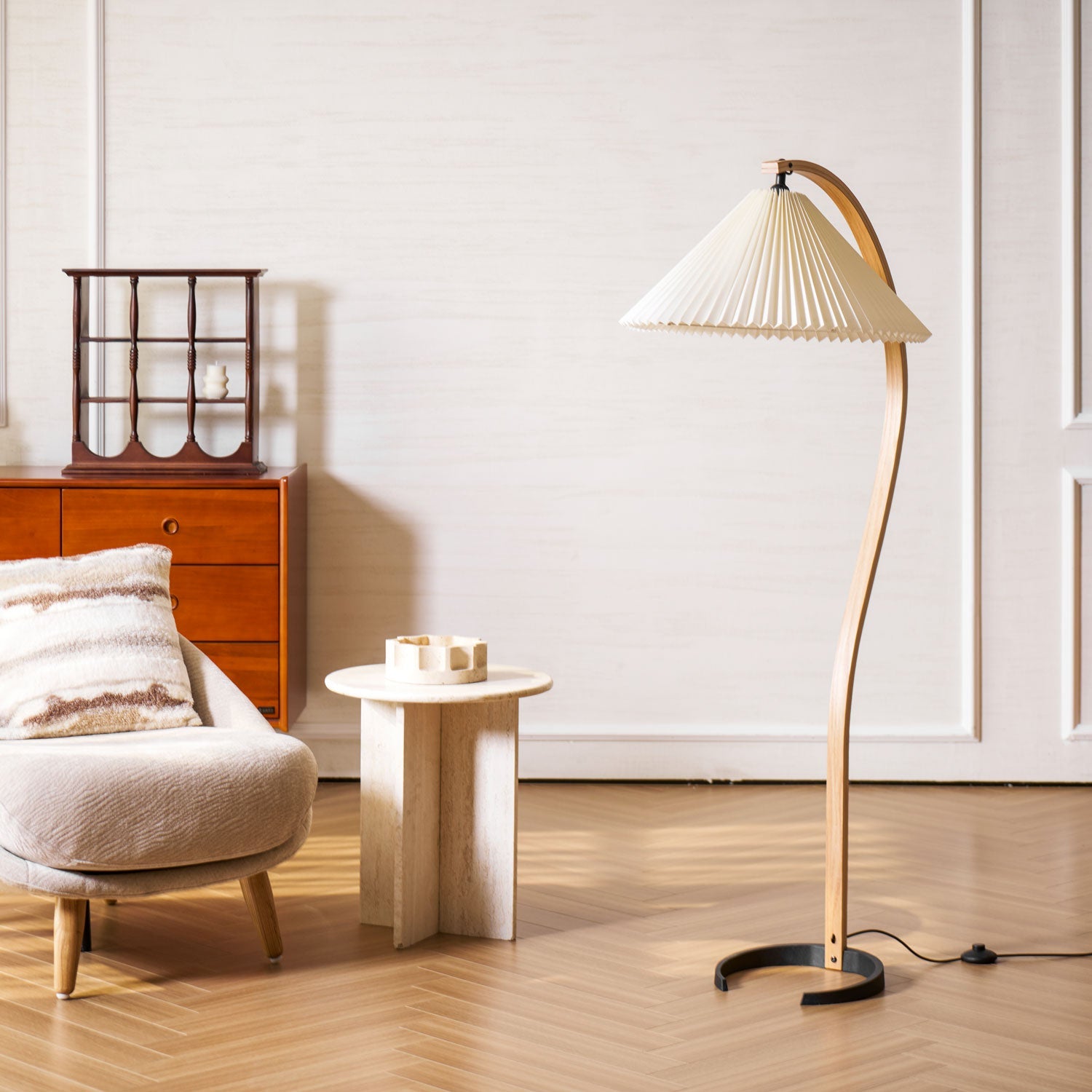 Vloerlamp Scandinavisch met Geplisseerde Kap en Boogvorm