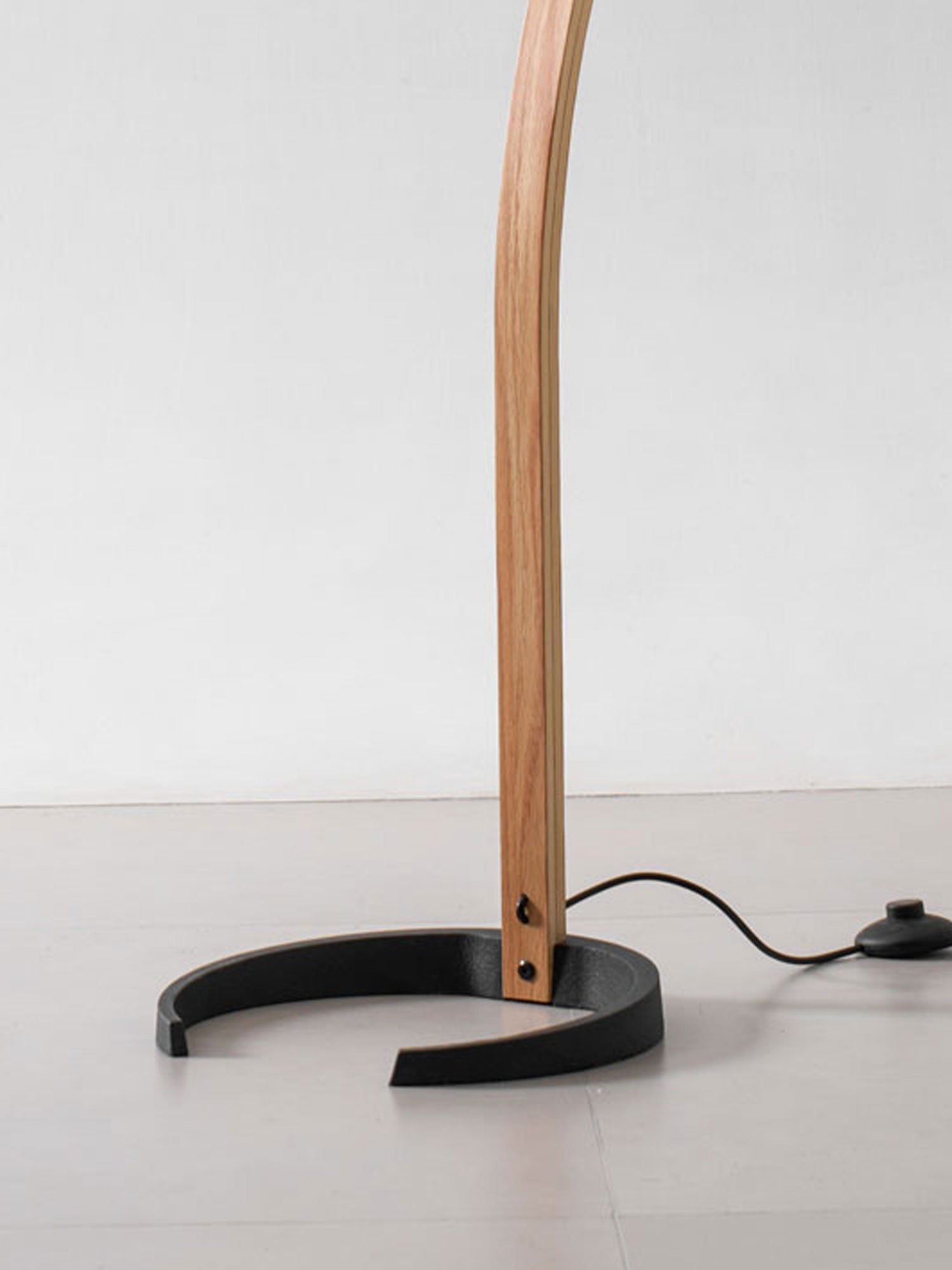 Vloerlamp Scandinavisch met Geplisseerde Kap en Boogvorm