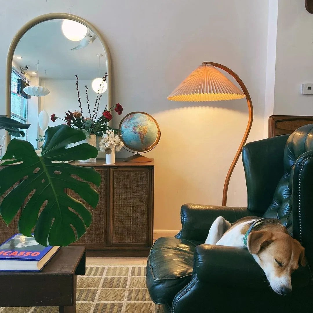 Vloerlamp Scandinavisch met Geplisseerde Kap en Boogvorm